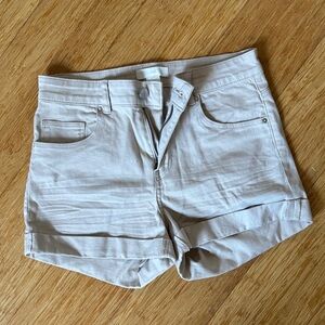 H&M Women's Beige Shorts